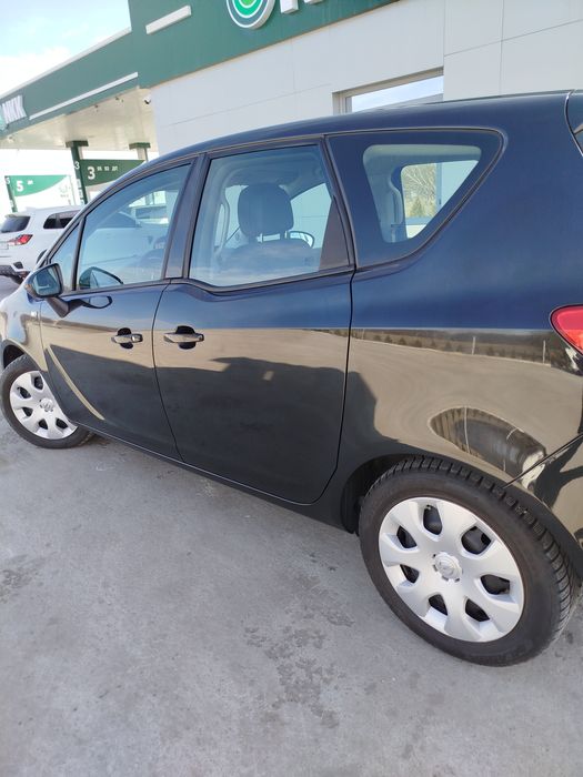Продам мінівен Opel Meriva