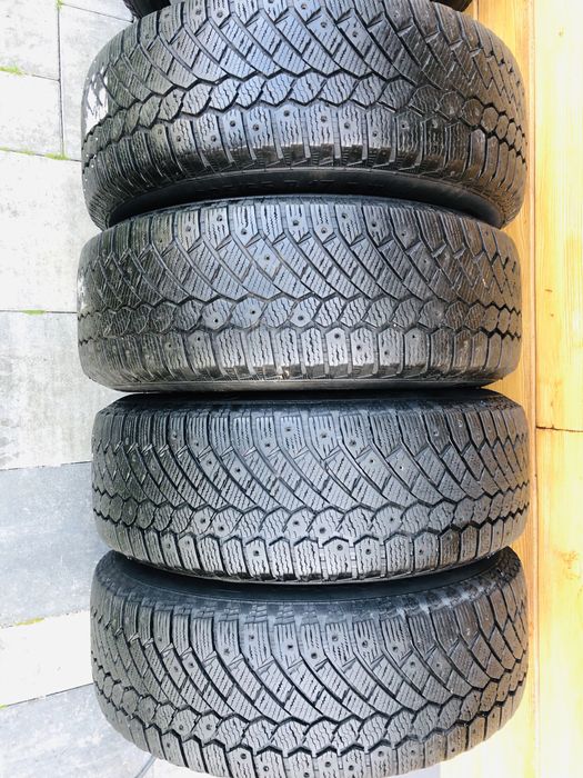 Koła zimowe  felgi 17 cali vw Amarok 5x120 opony 235/65/17