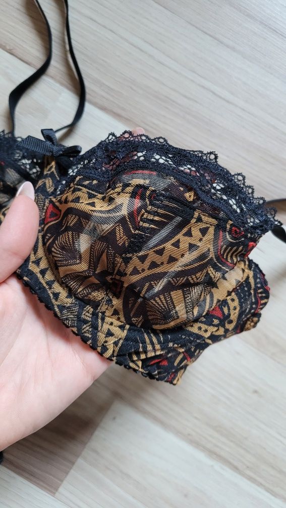 Nowy biustonosz soft kostar 75b print beżowy