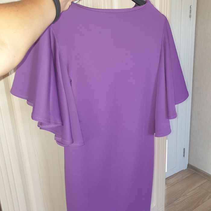 Сукня, одягнена 1 раз,  нова