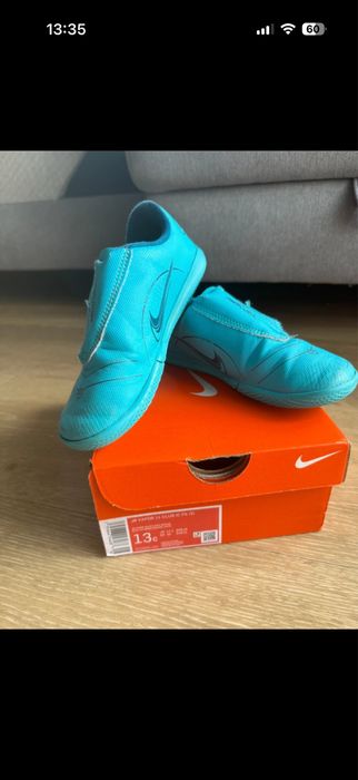 Halówki dziecięce Nike Jr Napór 14 Club IC rozmiar 31