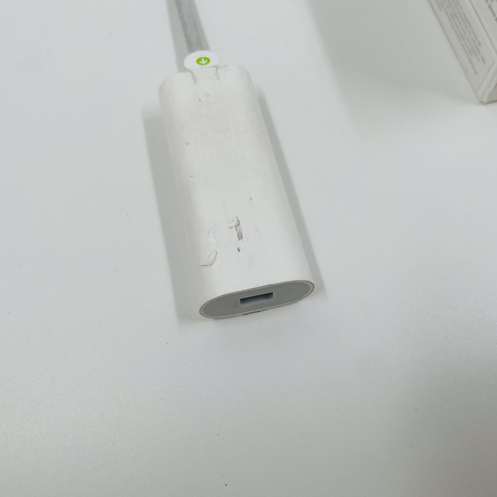 Адаптер Apple Thunderbolt 3 to Thunderbolt 2 Adapter (MMEL2)