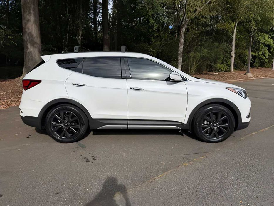 Hyundai Santa Fe      2017