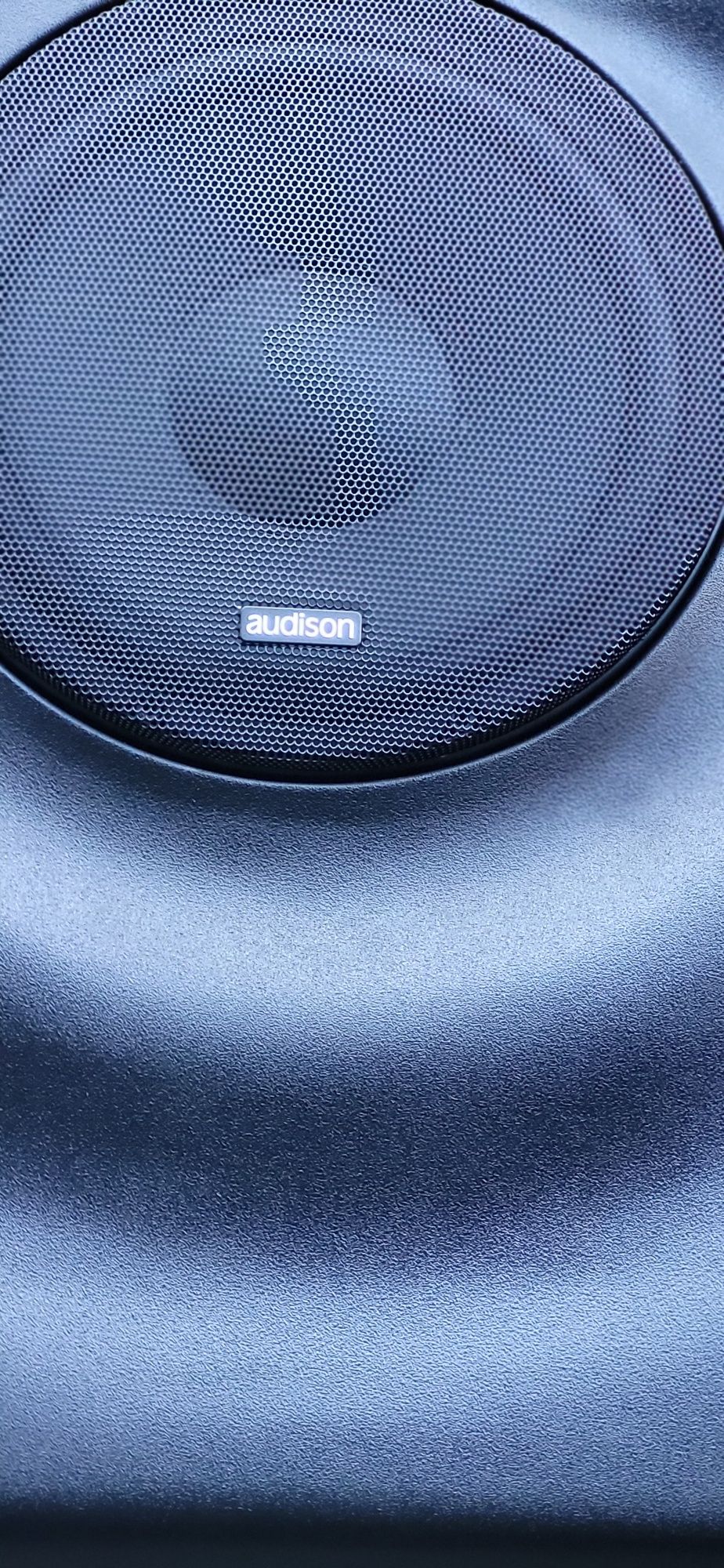 Subwoofer samochodowy golf 6