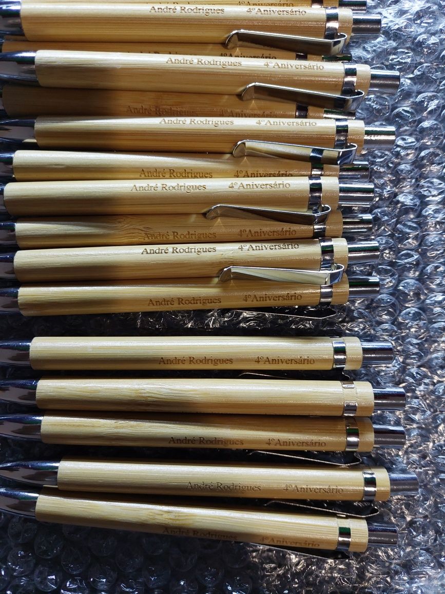 Canetas personalizadas em bambu