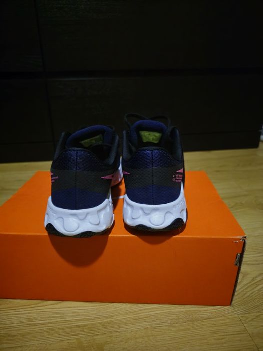 Sapatilhas Nike Renew