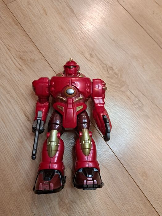 Zabawka robot na baterie