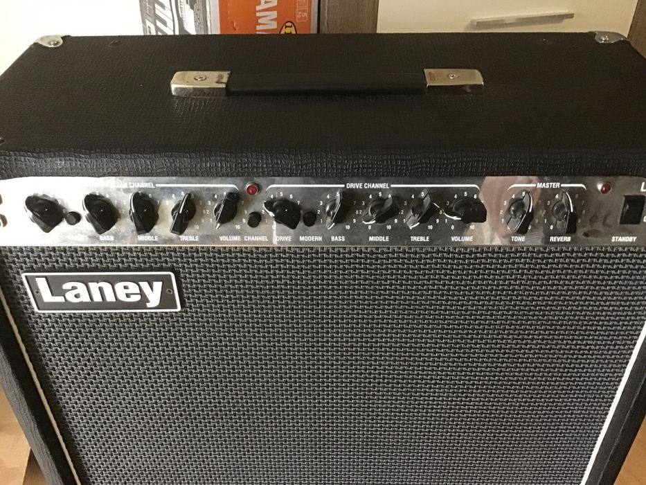 Amplificador Combo Válvulas Laney LC30 112