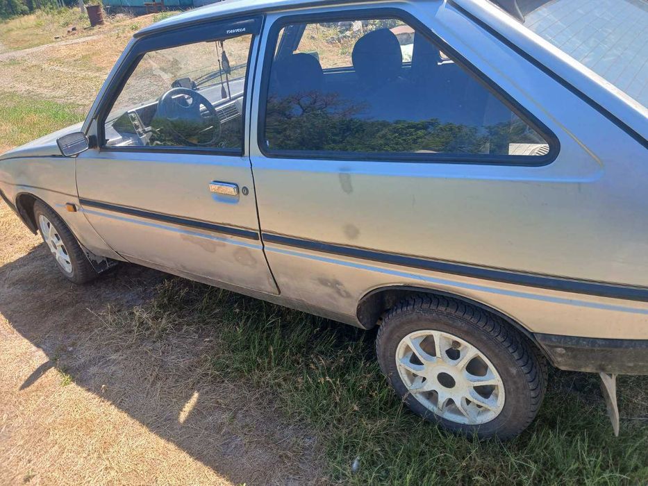 Продам заз таврія