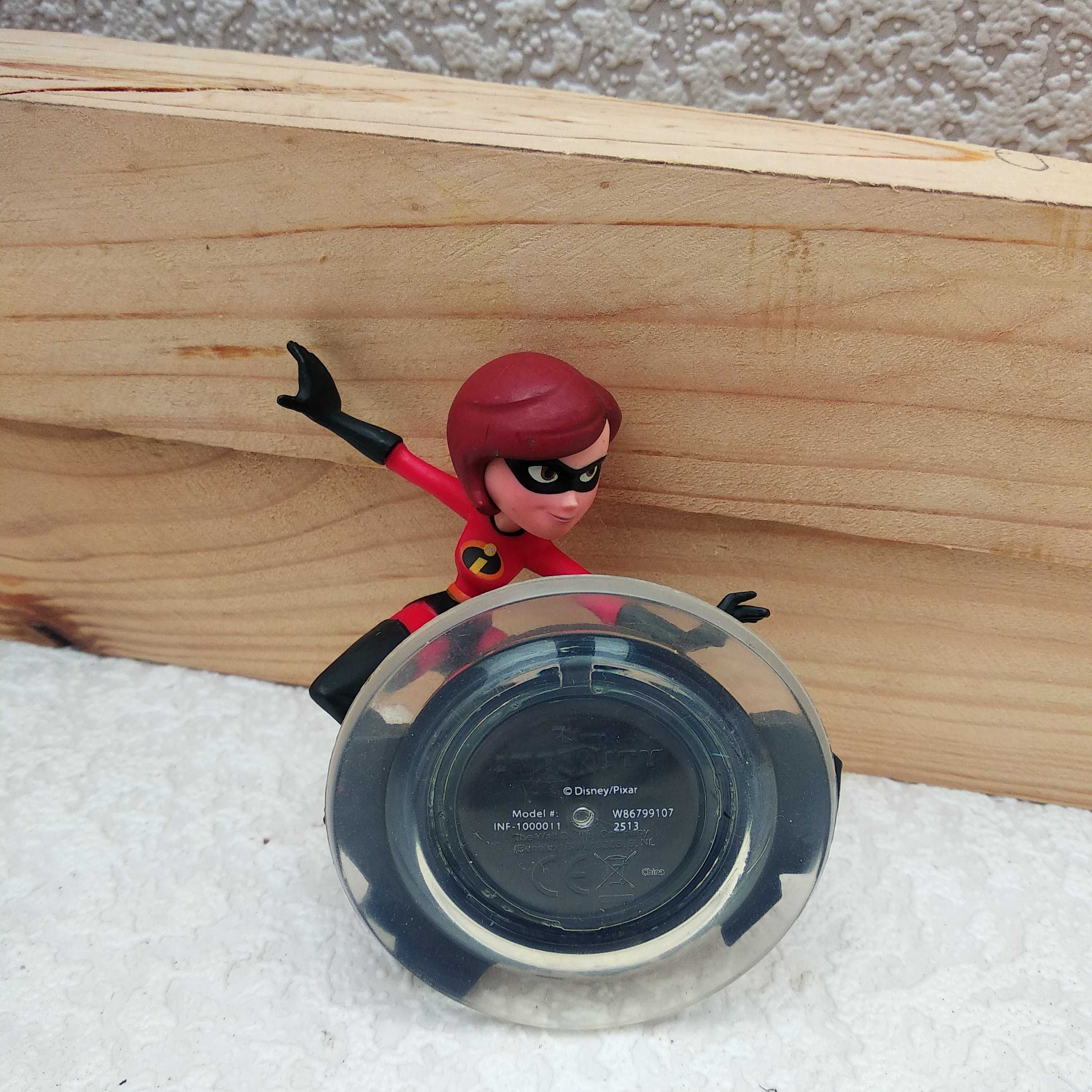 Фигурка Суперсемейка Elastigirl Action Figure Эластика