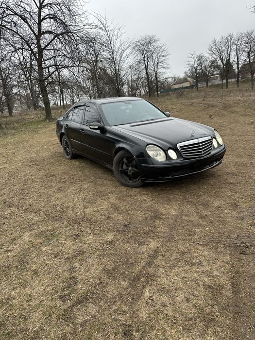 Продам Мерседес 3,2 дизель АКПП
