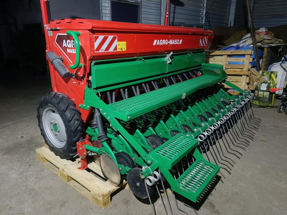 Siewnik Agromasz sr300