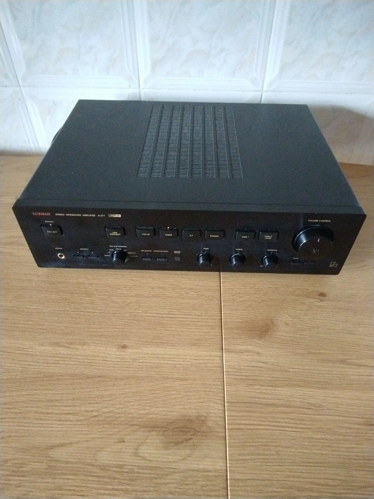 Amplificador integrado Luxman A-377