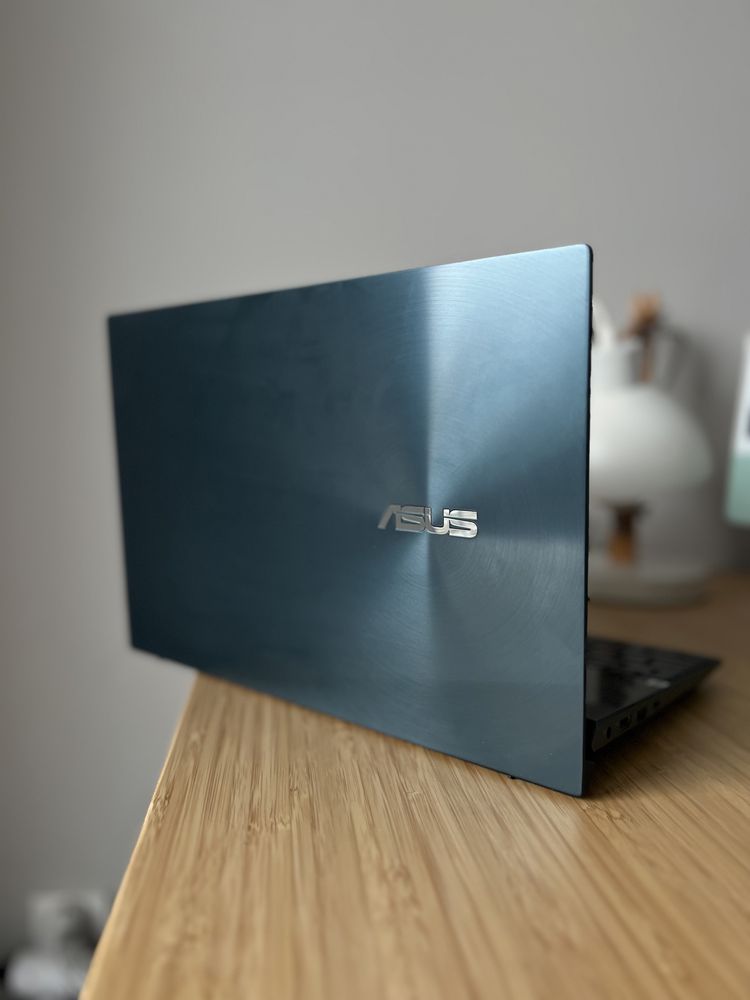 Asus Zenbook Duo UX481_FL