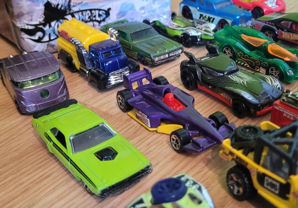 modele samochody hot wheels