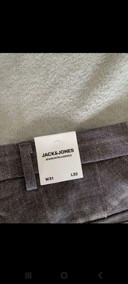 Nowe Spodnie Jack&Jones