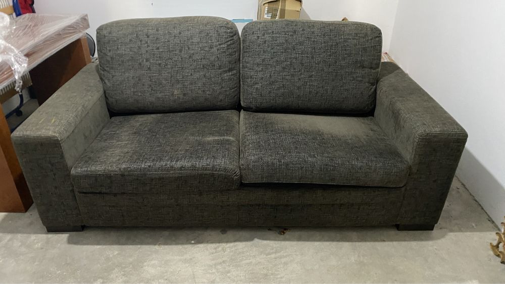 Sofá com cama articulada
