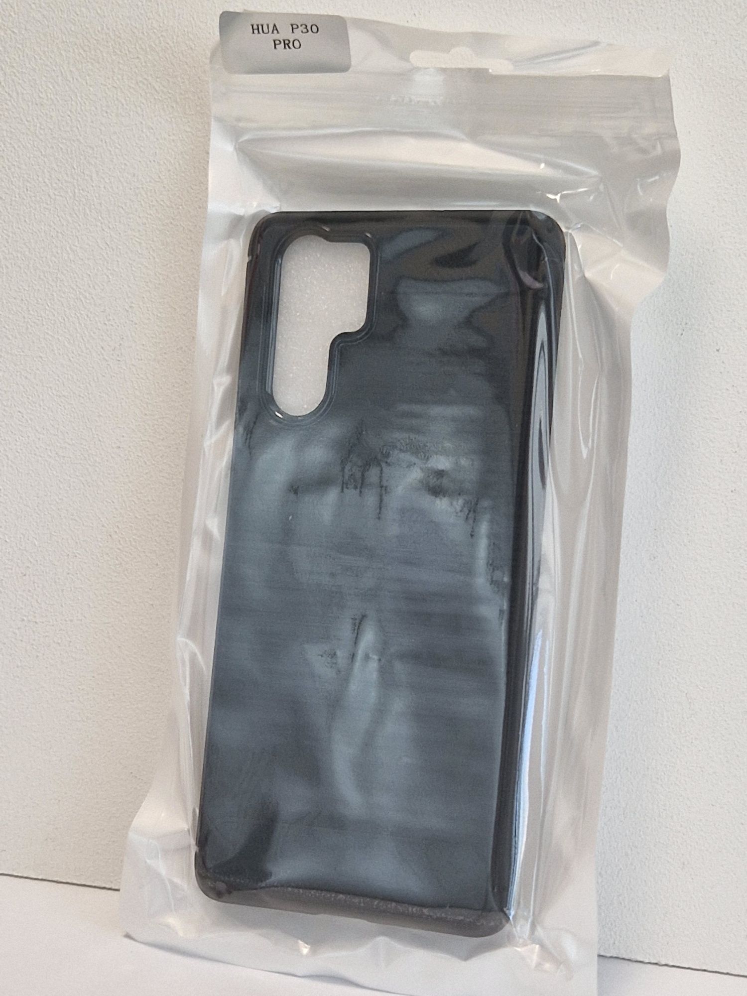 Futerał Carbon do Huawei P30 Pro czarny