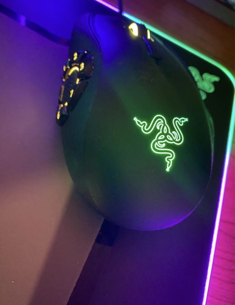 Vendo Razer Naga HEX V2