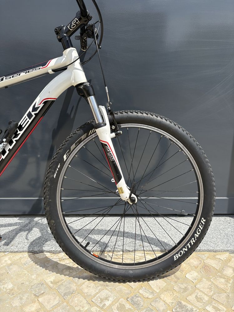 Bicicleta BTT TREK