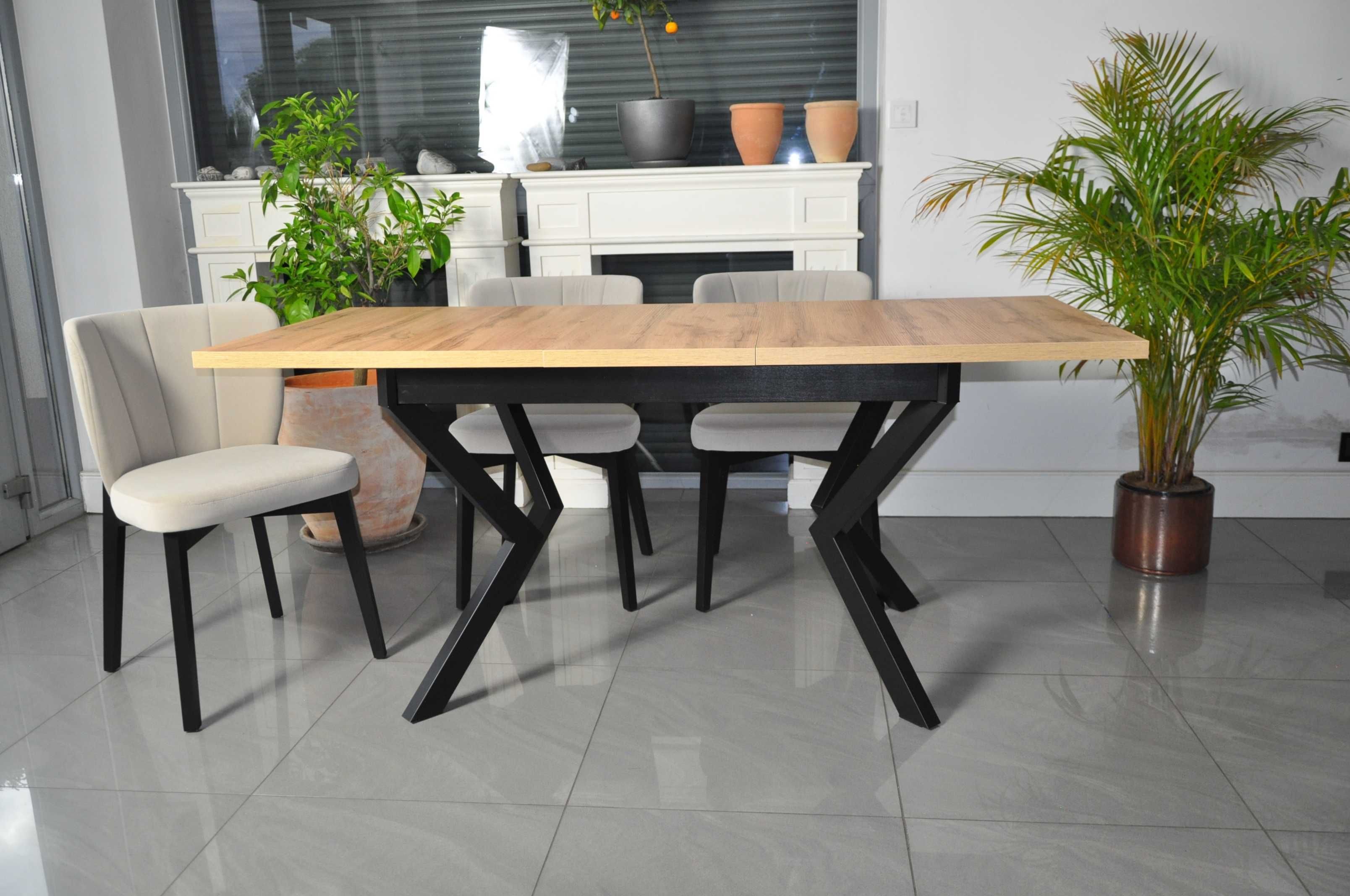 Zestaw Stół 140/180 cm + 4 krzesła