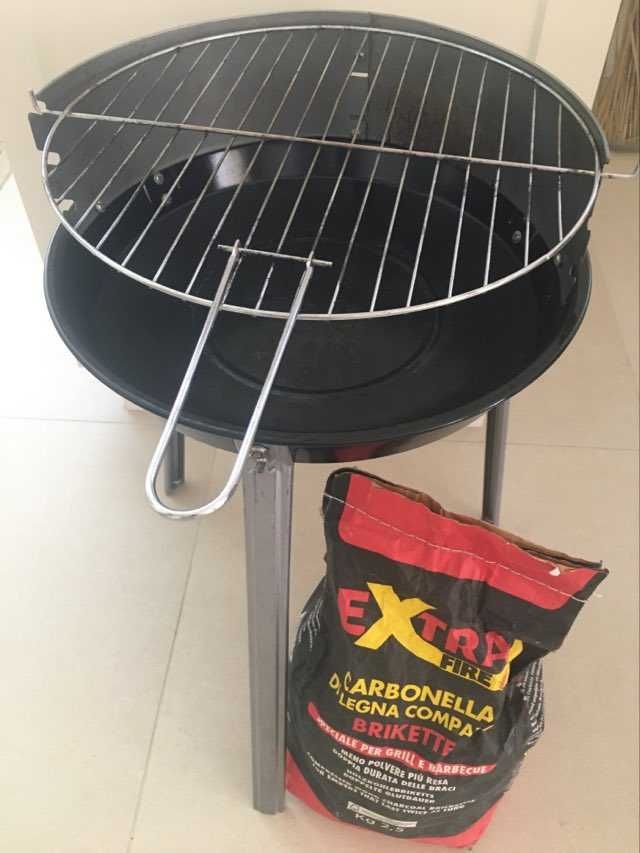 Grill ogrodowy okrągły