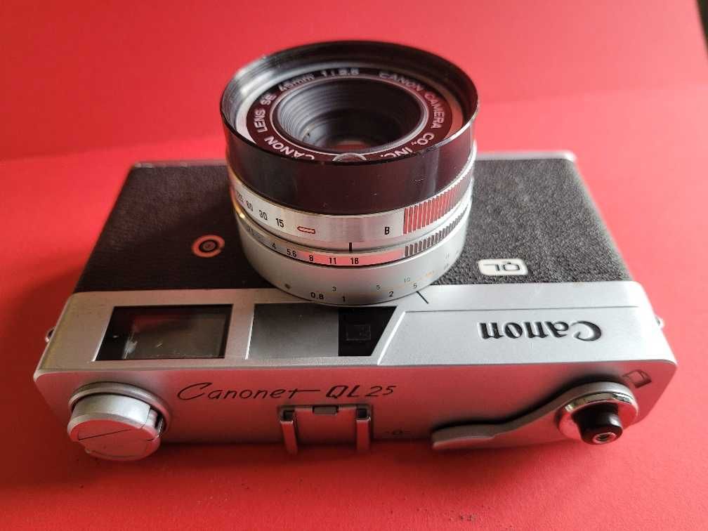 Canon Canonet QL25 (1965) - com estojo, a funcionar