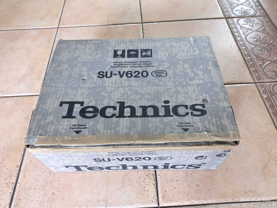 Technics - oryginalny karton od wzmacniacza SU-V620