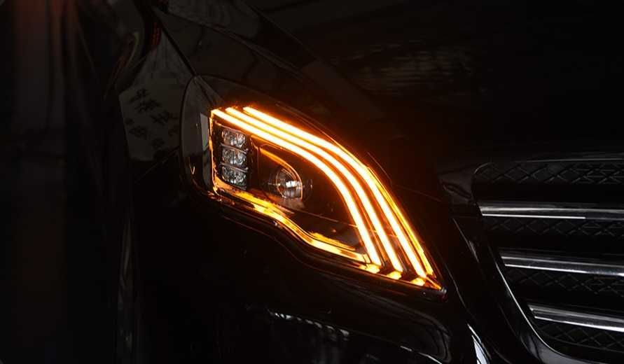 NOWE lampy przednie lampa przód Mercedes R klasa W251 / 2009 - 2013