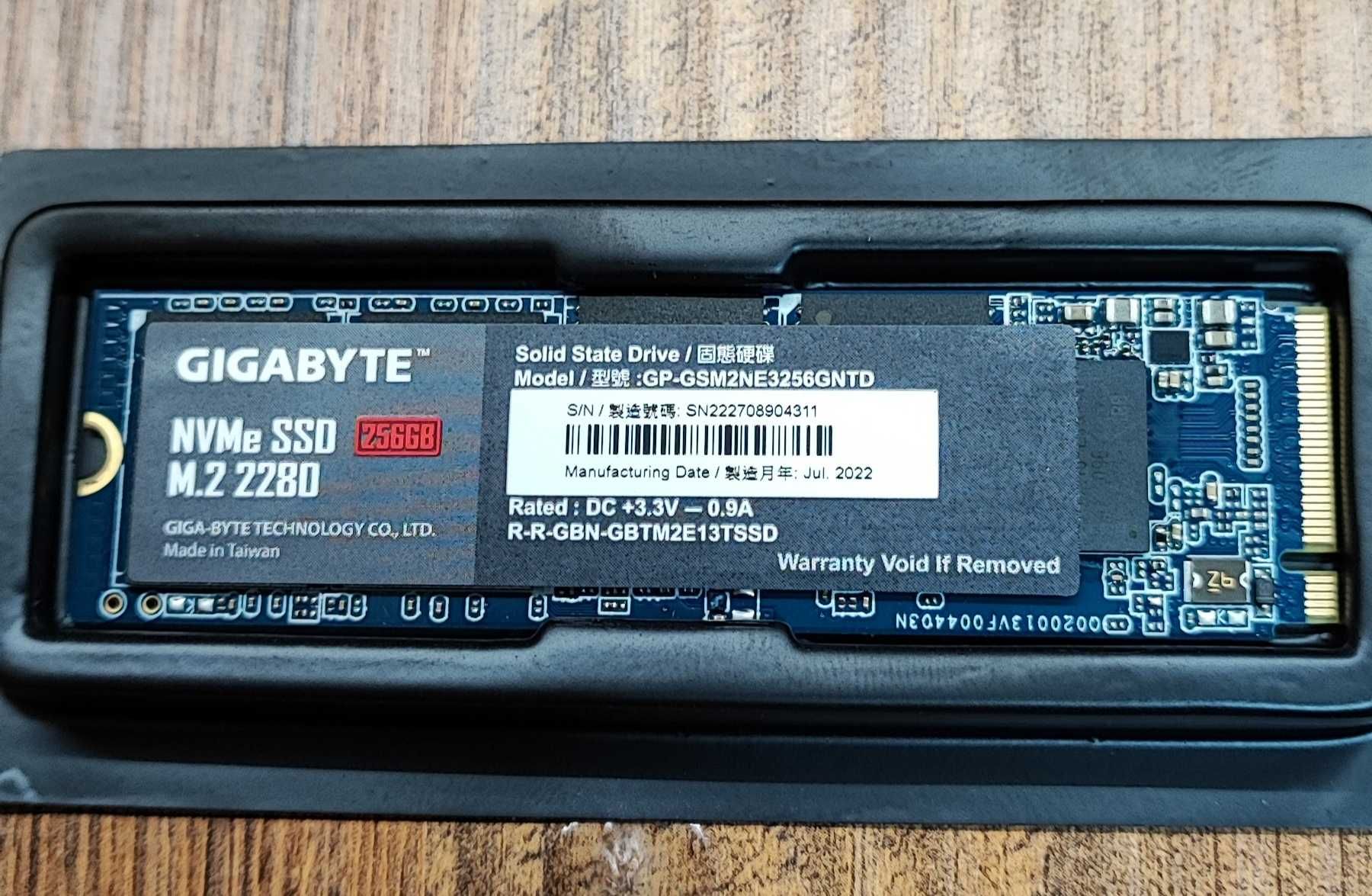 SSD NVMe M.2 Gigabyte 256Gb (для ПК/ноутбуків)