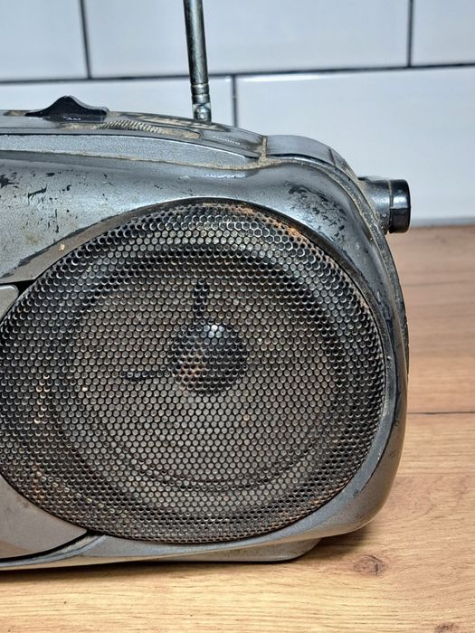 Stary radiomagnetofon Watson RR 5302.  56