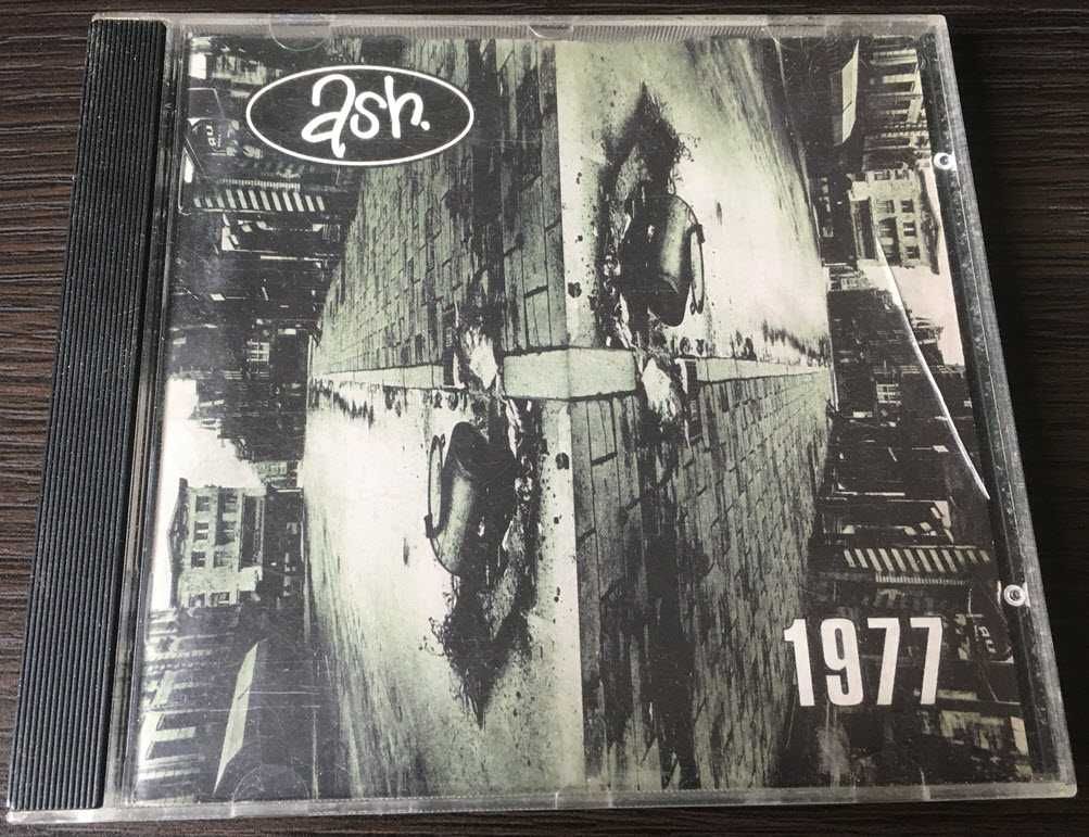 Ash - "1977" CD Edel '96