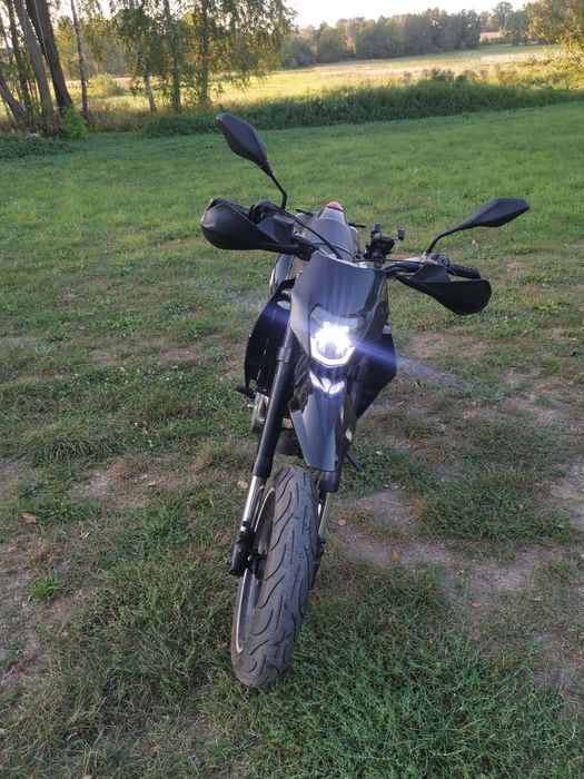 Ktm duke 2 LC4 supermoto 625 akrapovic