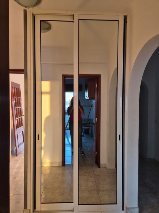 Porta de correr com espellho