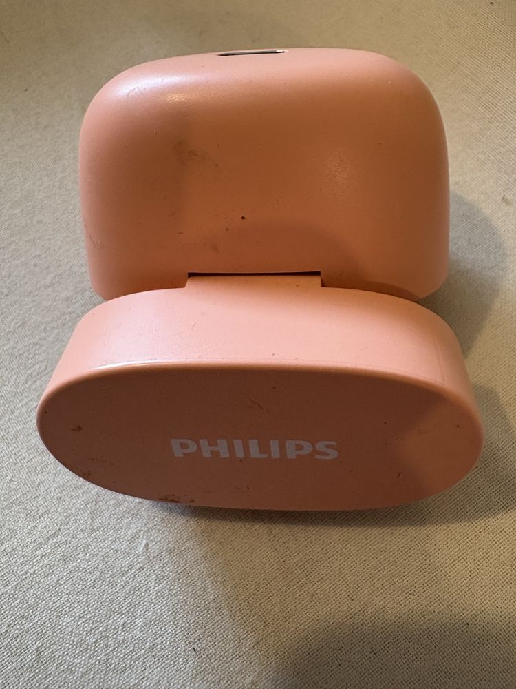 Case do sluchawek Philips