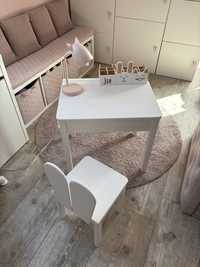 Otwierane biurko Ikea Sundvik + recznie robione drewniane krzesełko