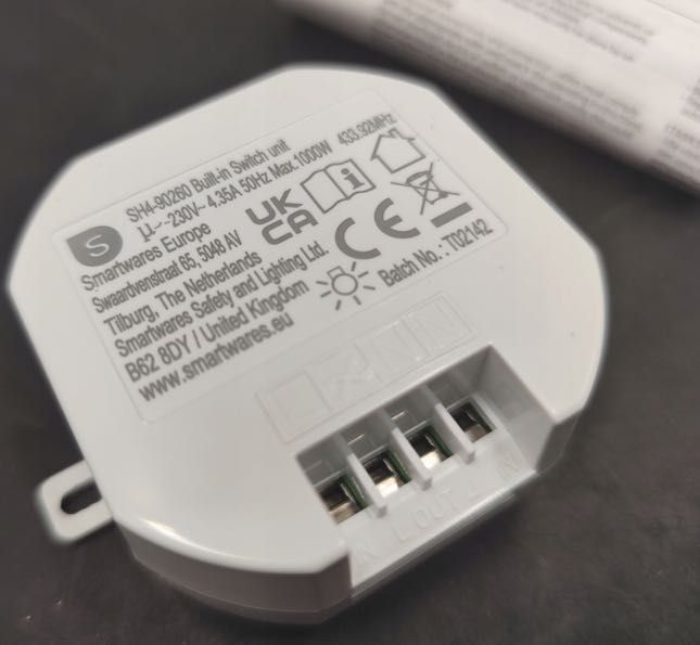 Wyłącznik pojedynczy sterowany pilotem Smartwares SH4-90260