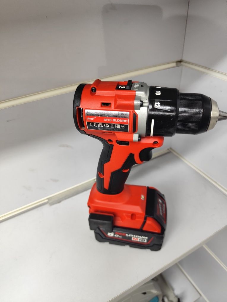 Milwaukee M18 BLDDRC 2024 рік безщітковий акумуляторний імпакт Мілвоке