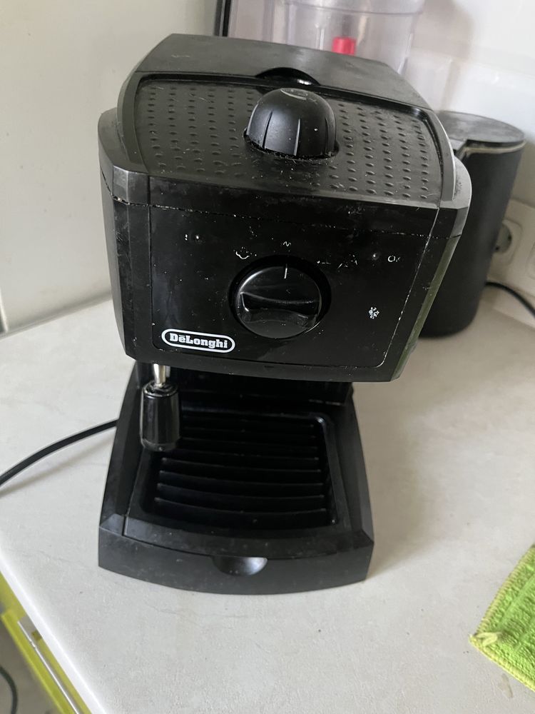 Кавоварка DeLonghi