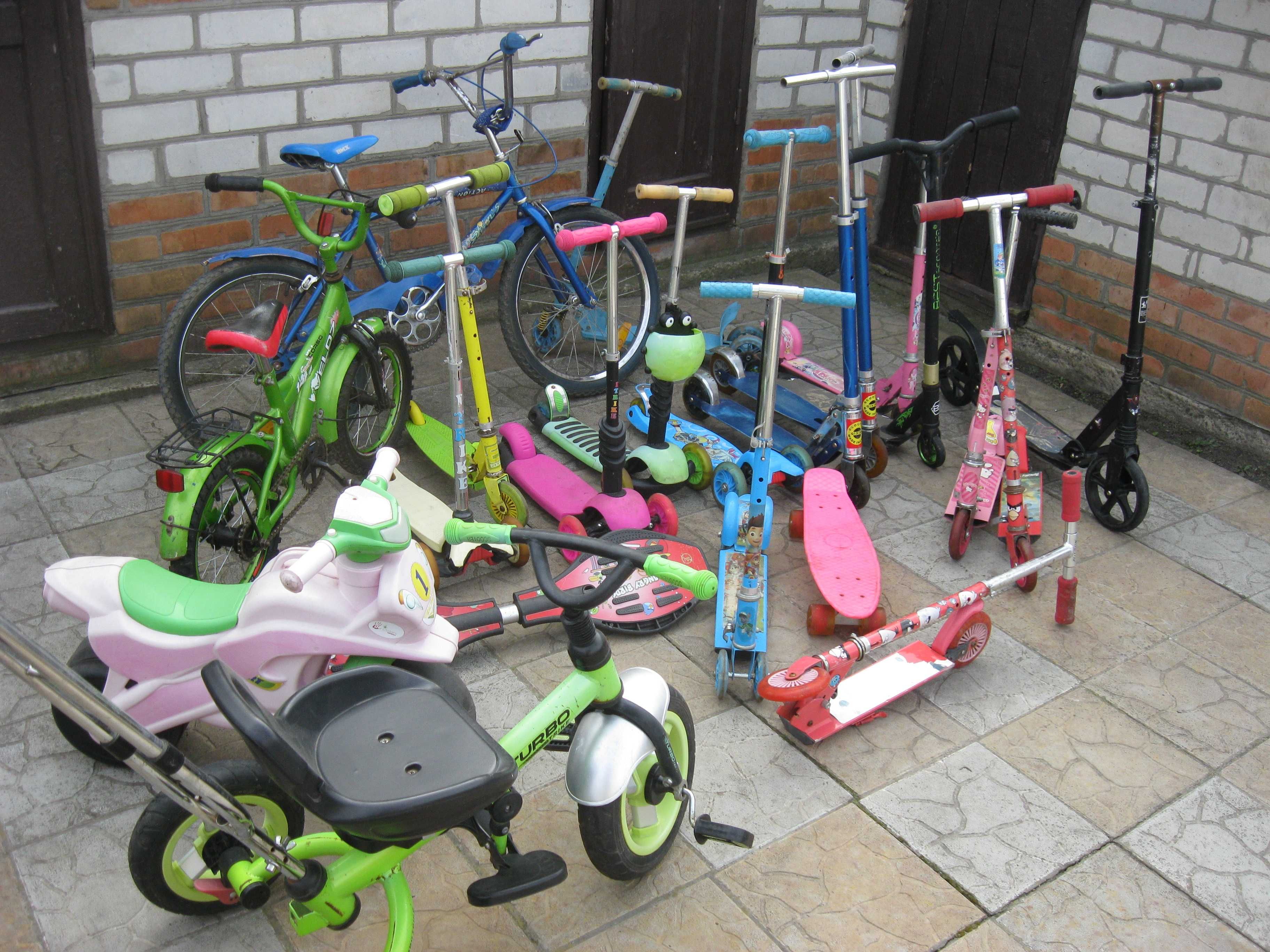 Продам детский велосипед колеса 20 и 14 дюймов