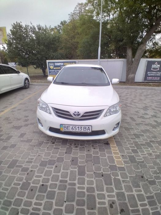 Toyota Corolla 2011р