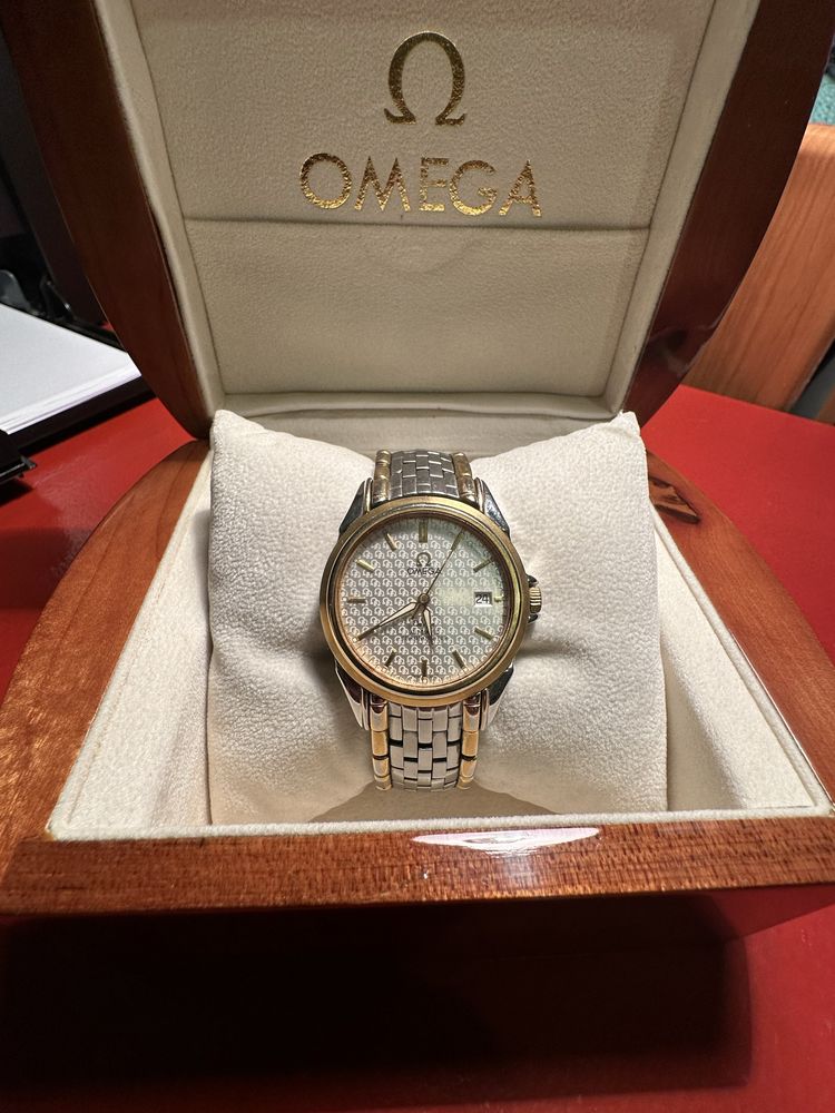 Часы OMEGA De Ville