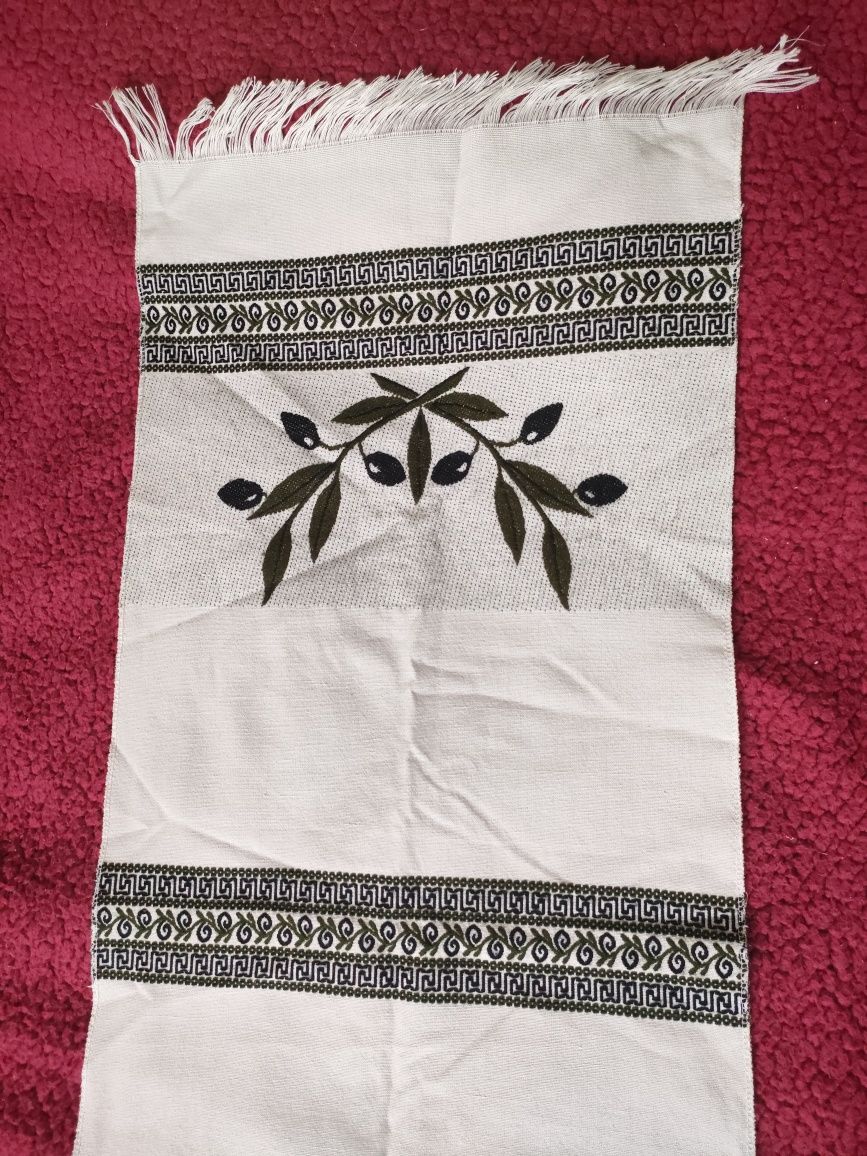 Bieżnik na ławę, stół.Made in Greece.