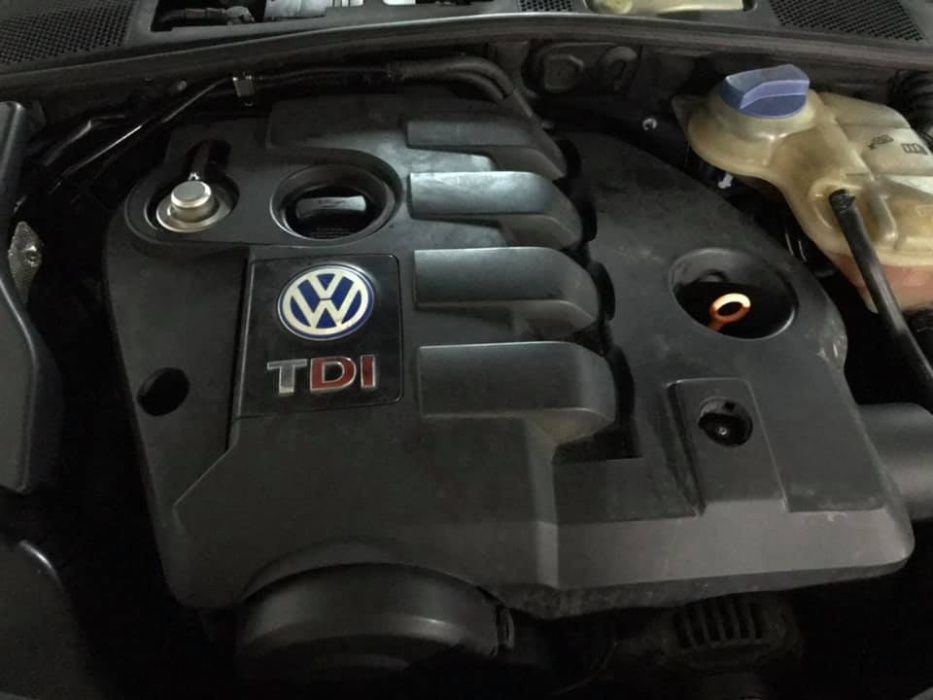 Vw passat 3b b5 1.9 TDI pd115 (apenas peças e motor completo)