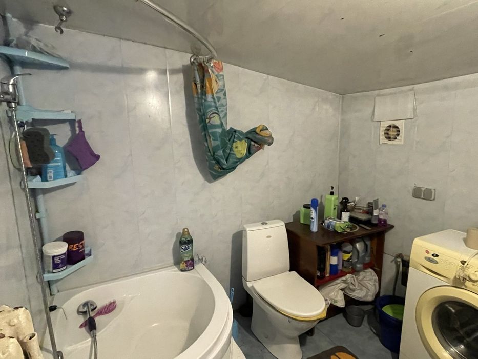 Продам пол дома Запорожь Левое