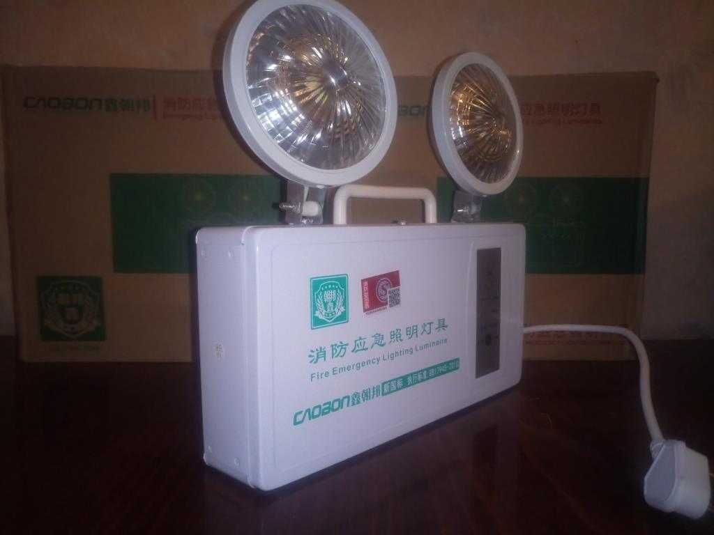 Светодиодный светильник аварийного освещения. Аккумуляторный. 2 лампы.