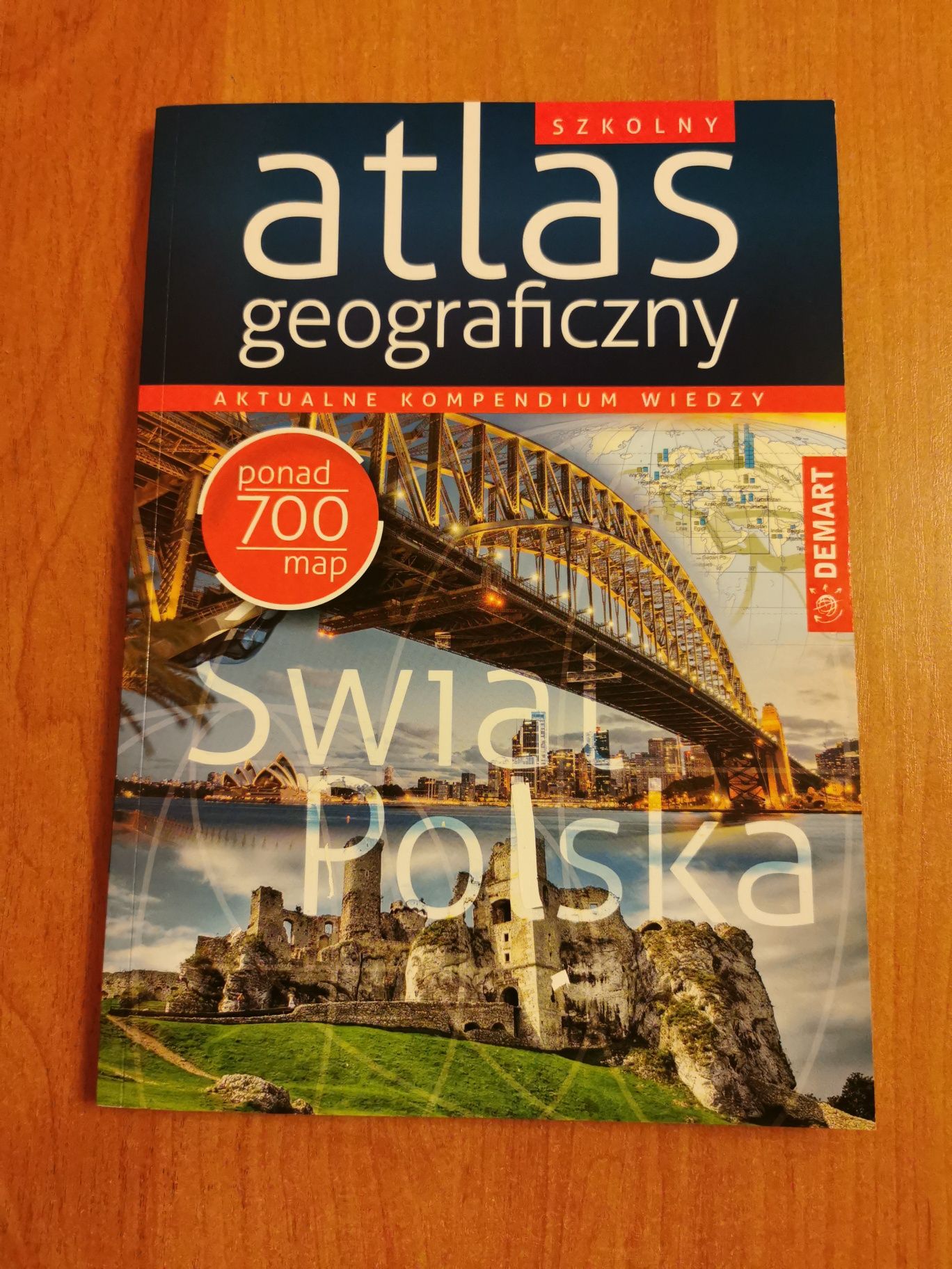 Atlas geograficzny szkolny Demart