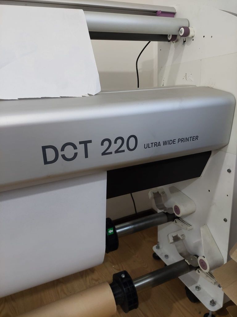 [OPORTUNIDADE] Vendo Plotter TKT DOC 220 Novo
