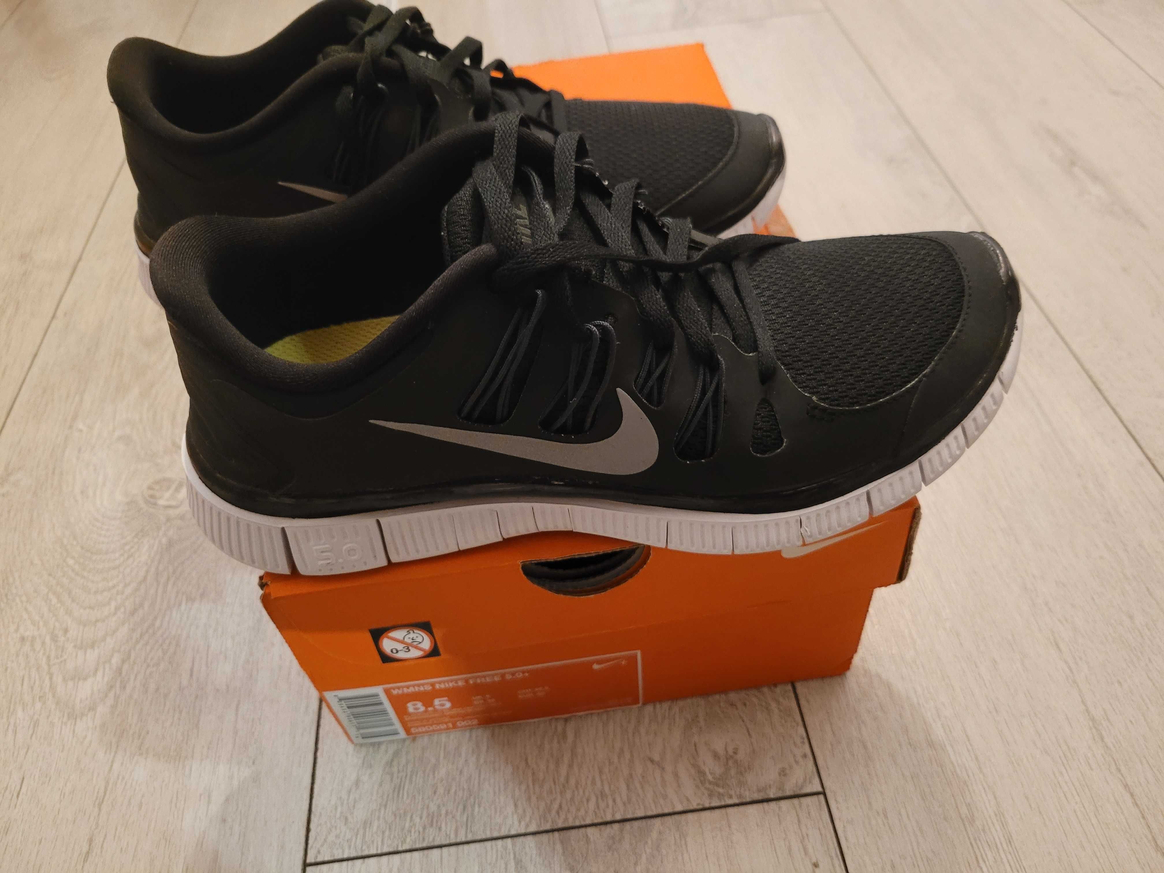 Czarne Nike Free 5.0 do biegania 40