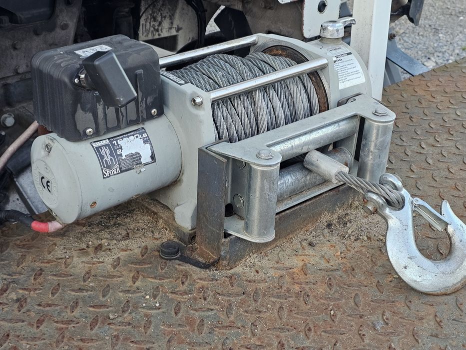 Pomoc Drogowa Auto Laweta ładowność 6ton